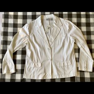 Chico’s Polished Cotton Blazer White NWT size 8